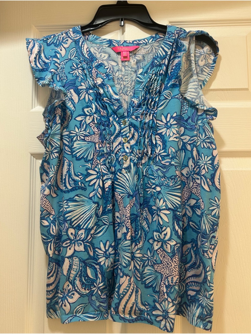 Lilly Pulitzer Blue Tropical Floral top medium